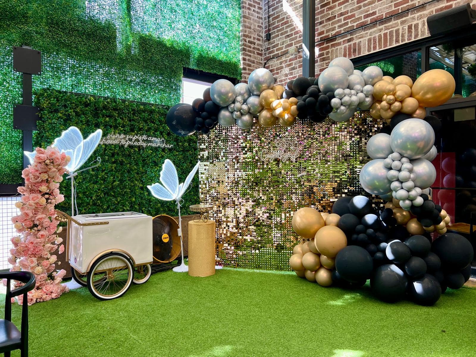 Decoration 8